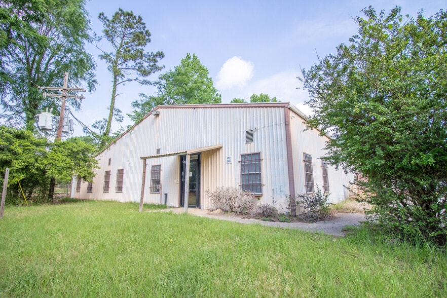 More Photos Of 805 Hilbig Rd, Conroe Industrial For Sale