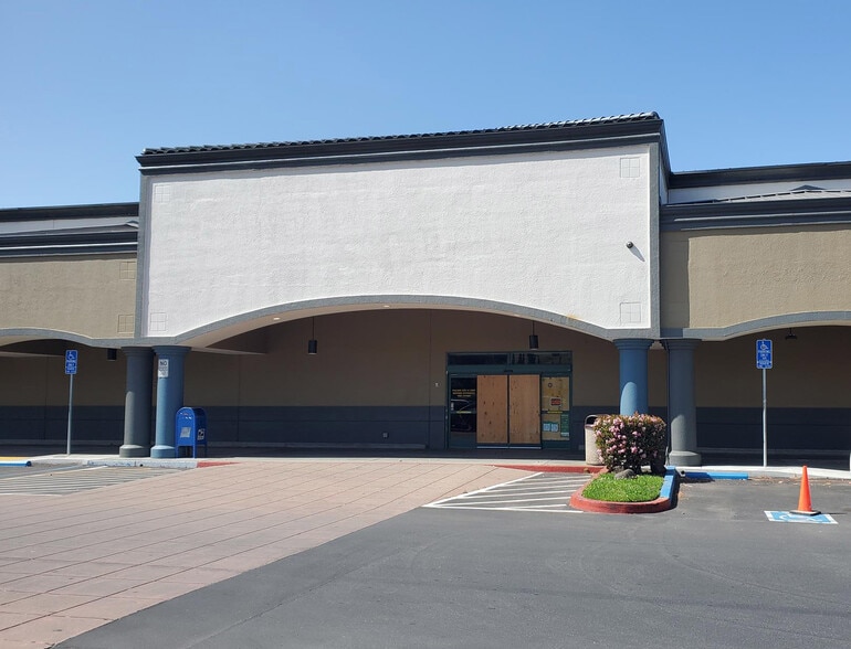 More Photos Of 26905-26953 Mission Blvd, Hayward Unknown For Lease