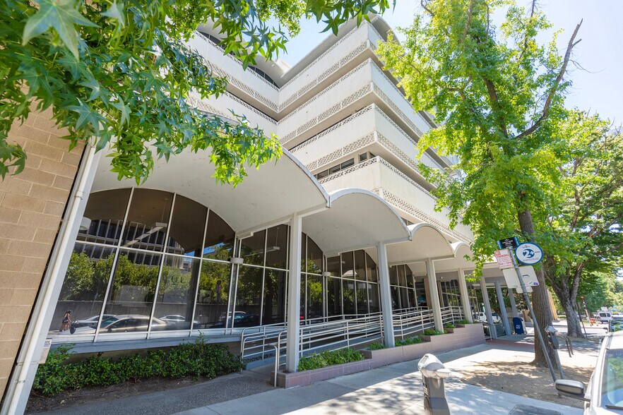 More Photos Of 901 H St, Sacramento Office For Lease