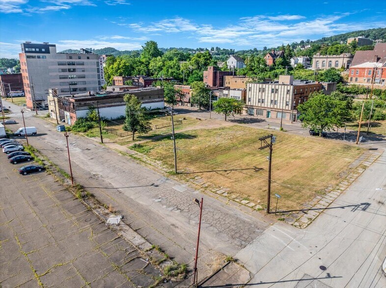 More Photos Of 723 Braddock Ave, Braddock Office For Sale