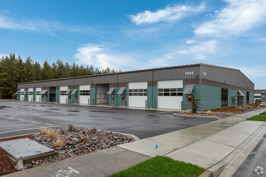 More Photos Of 7940 29th, Lacey Distribution For Lease