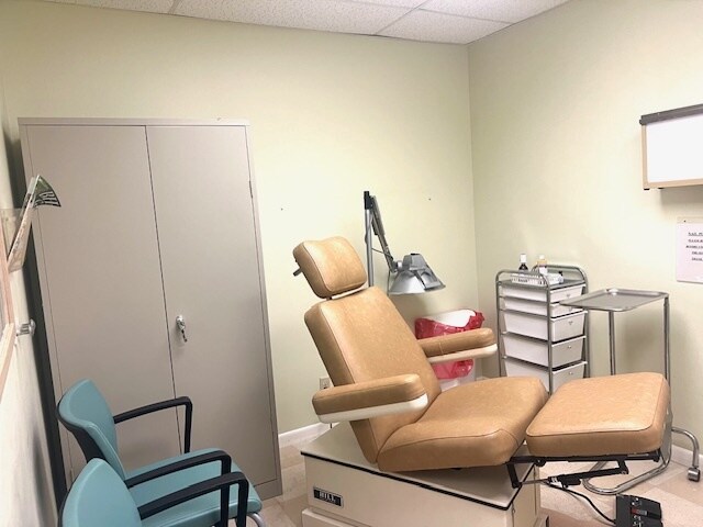 More Photos Of 8129-8375 NW 88th Ave, Tamarac General Retail For Lease