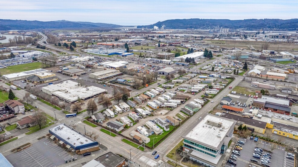 More Photos Of 1112 Tennant Way, Longview Manufactured Housing Mobile Home Park For Sale