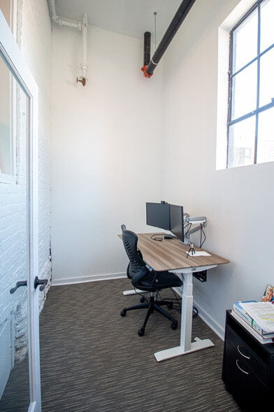 More Photos Of 31 Innovation Aly, Covington Loft Creative Space For Lease