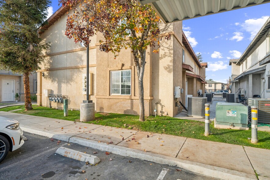 More Photos Of 331 Pacheco Rd, Bakersfield Apartments For Sale