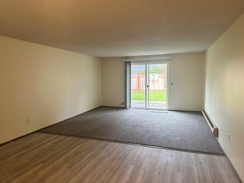 More Photos Of 17820 Smokey Point Blvd, Arlington Apartments For Sale