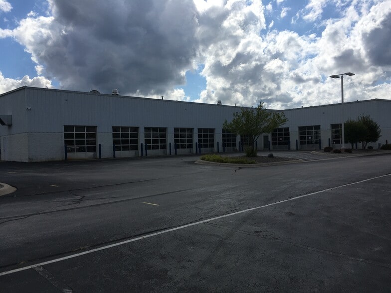 More Photos Of 3570 N US Highway 31 S, Traverse City Light Distribution For Lease