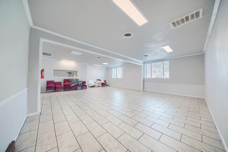 More Photos Of 33 E Magnolia St, Stockton Office For Lease
