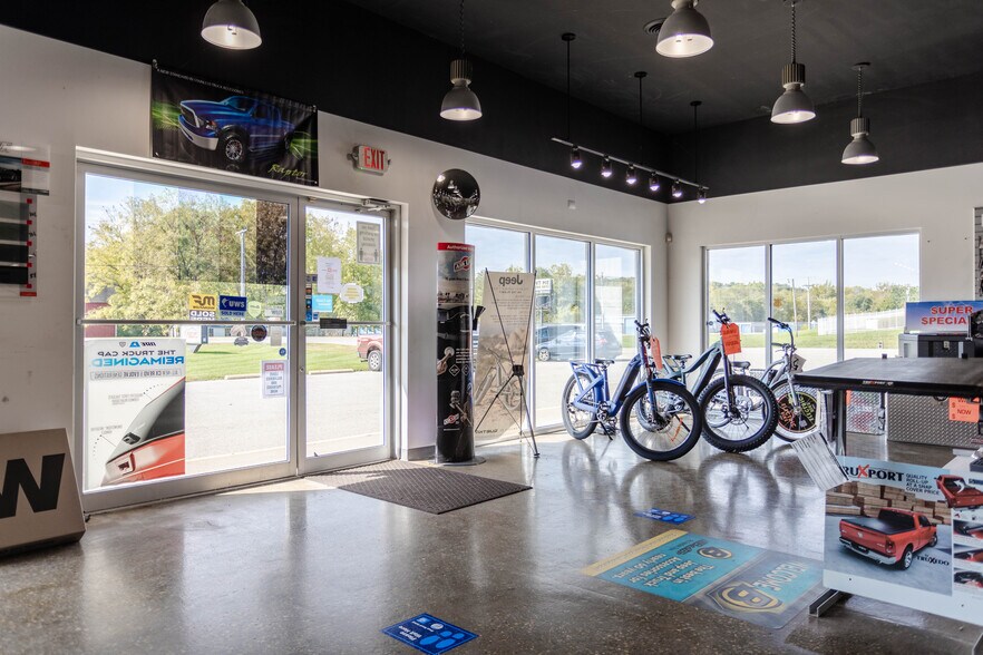 More Photos Of 1970 Us-68 N, Xenia Freestanding For Lease