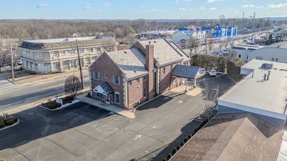 More Photos Of 269 Main St, Madison Bank For Lease