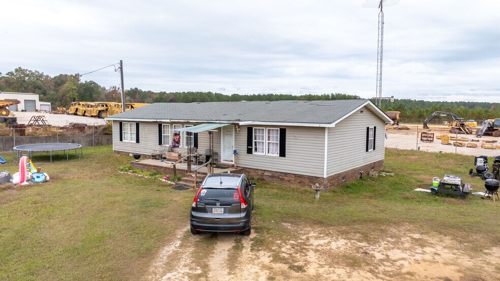More Photos Of 11708 GA Highway 24 W, Sandersville Warehouse For Sale