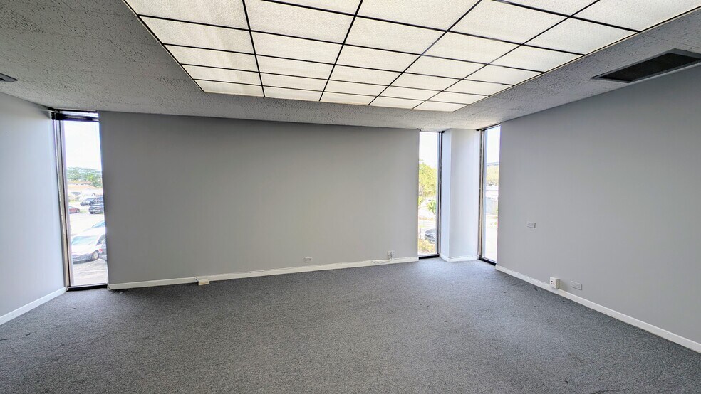 More Photos Of 2131 Hollywood Blvd, Hollywood Office Residential For Lease