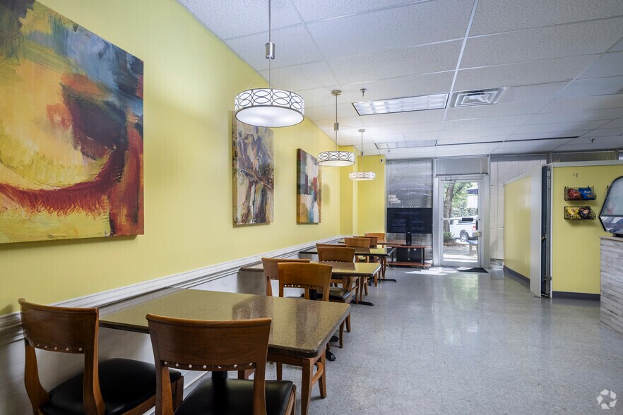 More Photos Of 140 Stoneridge Dr, Columbia Office For Lease