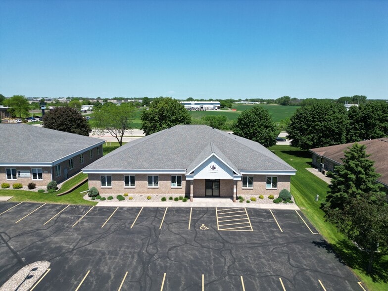 Primary Photo Of W6180 Aerotech Dr, Appleton Office For Sale