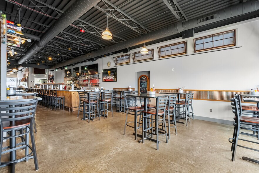 More Photos Of 117 E Allegan St, Otsego General Retail For Sale