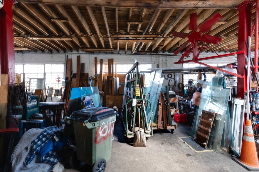 More Photos Of 304-306 Gilmer St, Richmond Manufacturing For Sale