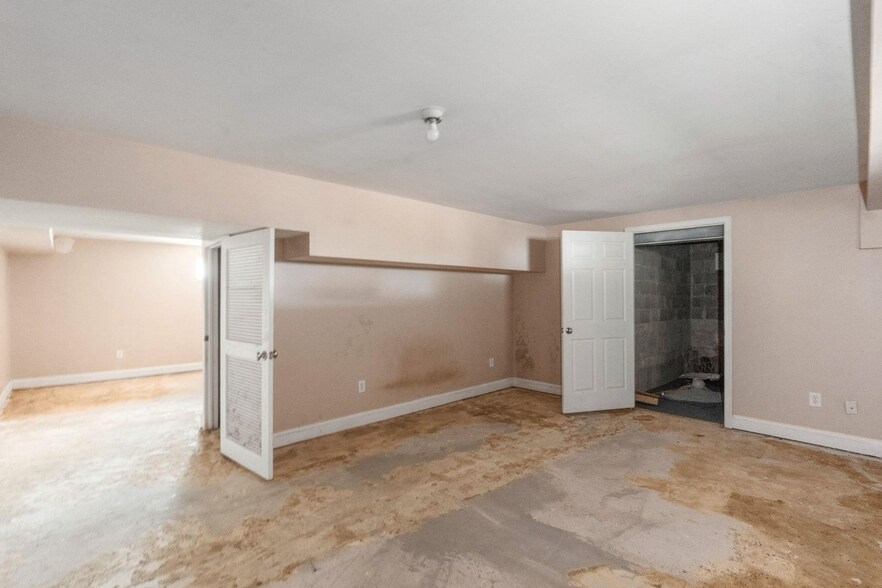 More Photos Of 2090 Blue Bell Rd, Williamstown Land For Sale