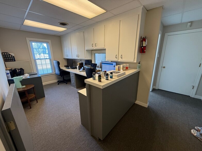 More Photos Of 2639 Sunset Ave, Rocky Mount Office For Lease