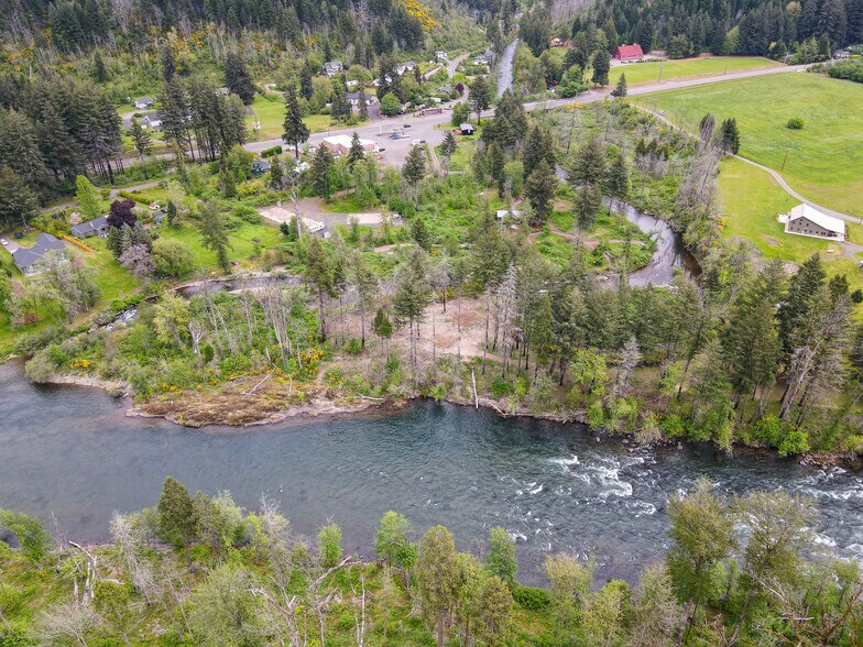 More Photos Of 45632 McKenzie Hwy, Vida Flex For Sale
