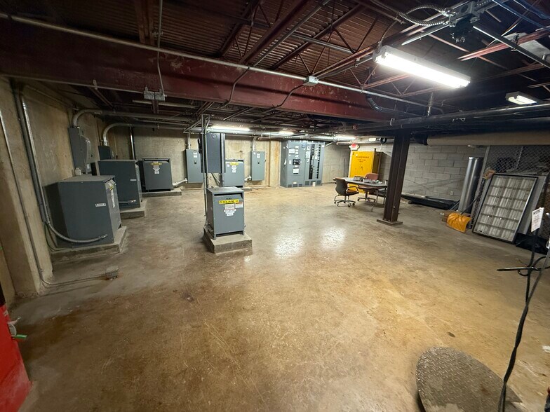 More Photos Of 6400 E Broad St, Columbus Medical For Sale