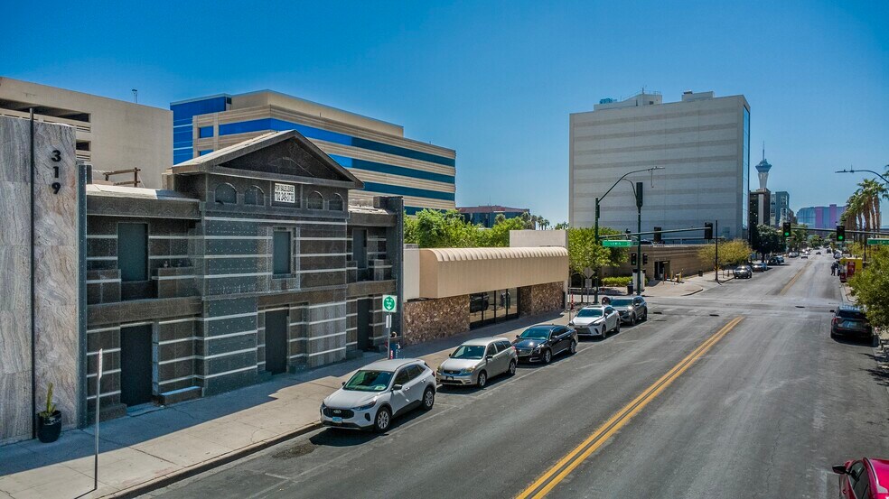 More Photos Of 325 S 3rd St, Las Vegas Office For Sale