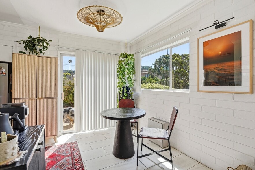 More Photos Of 428-438 Rosemont St, La Jolla Apartments For Sale