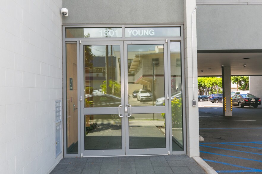 More Photos Of 1314 S king St, Honolulu Medical For Sale