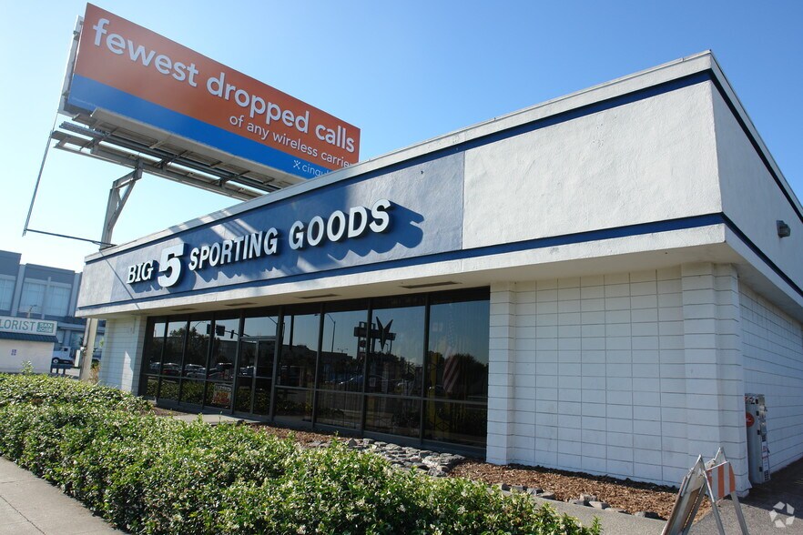 More Photos Of 3132 Stevens Creek Blvd, San Jose Freestanding For Lease