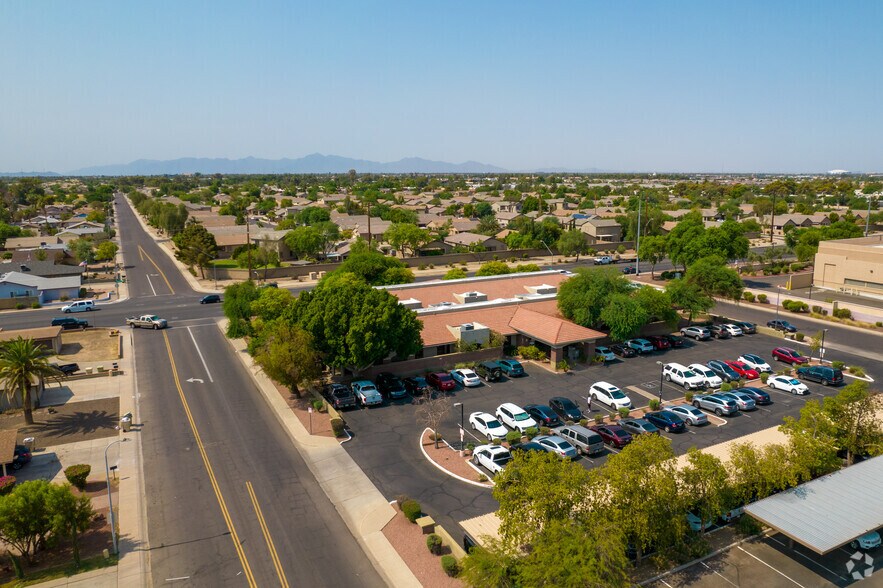 More Photos Of 5700 W Olive Ave, Glendale Medical For Lease