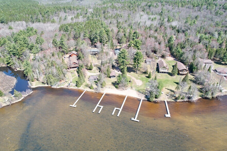 More Photos Of 8475 Hillcrest Ln, Saint Germain Hotel For Sale