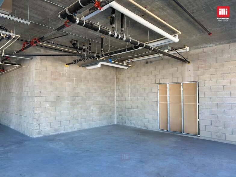 More Photos Of 7600 S Vermont Ave, Los Angeles Apartments For Lease