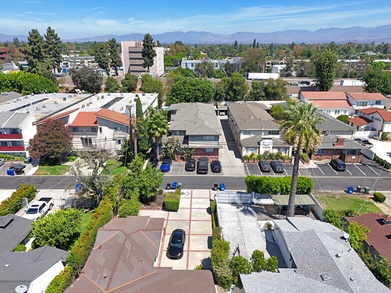 More Photos Of 12827 Kling St, Studio City Apartments For Sale