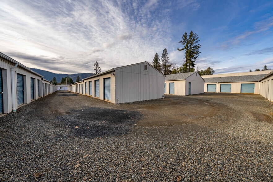 More Photos Of 25657 Redwood Hwy, Cave Junction Self Storage For Sale