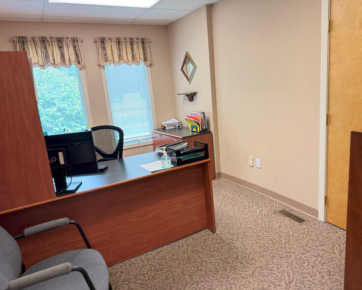 More Photos Of , Center Valley Office For Sale