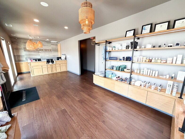 More Photos Of 5400 Frio Dr, Midland General Retail For Sale