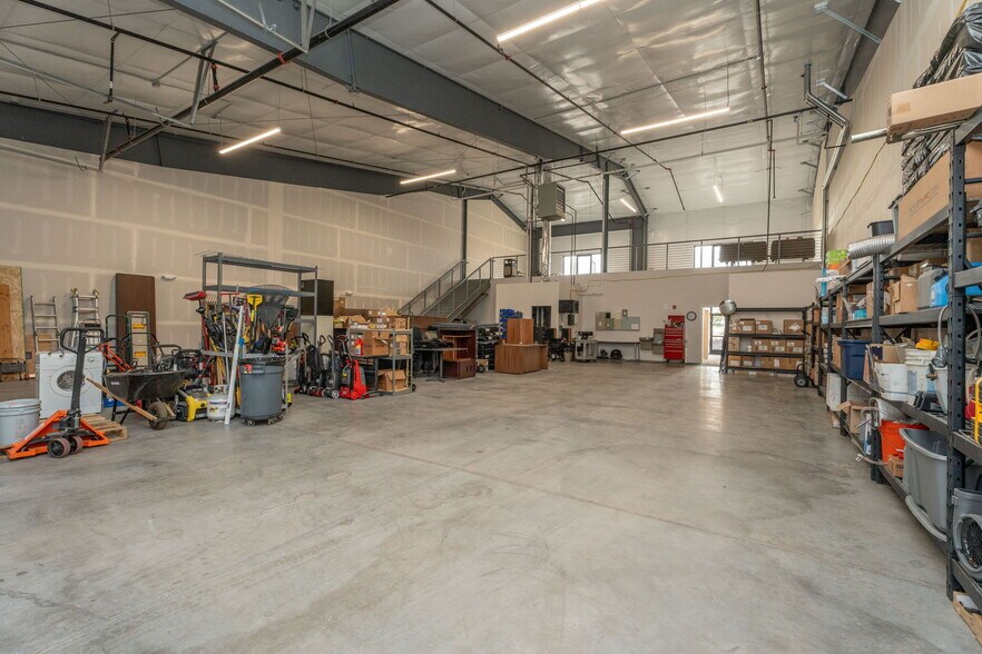 More Photos Of 2246 Zurich Dr, Fort Collins Warehouse For Lease
