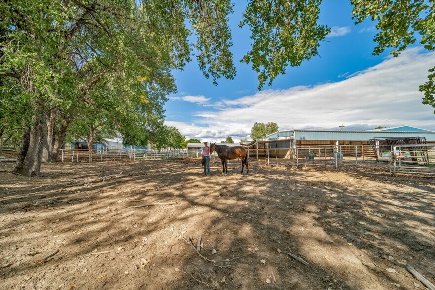 More Photos Of 8778 Arapahoe Rd, Boulder Horse Stables For Sale