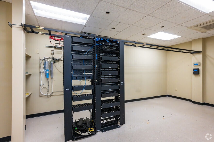 More Photos Of 1250 Main St, Napa Medical For Lease