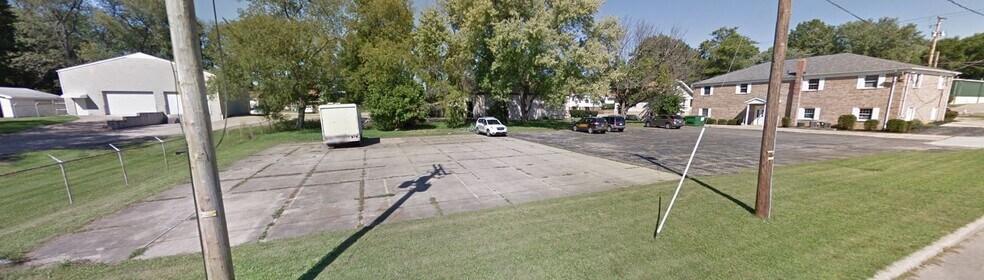 More Photos Of 2050 S Arlington Rd, Akron Office For Sale
