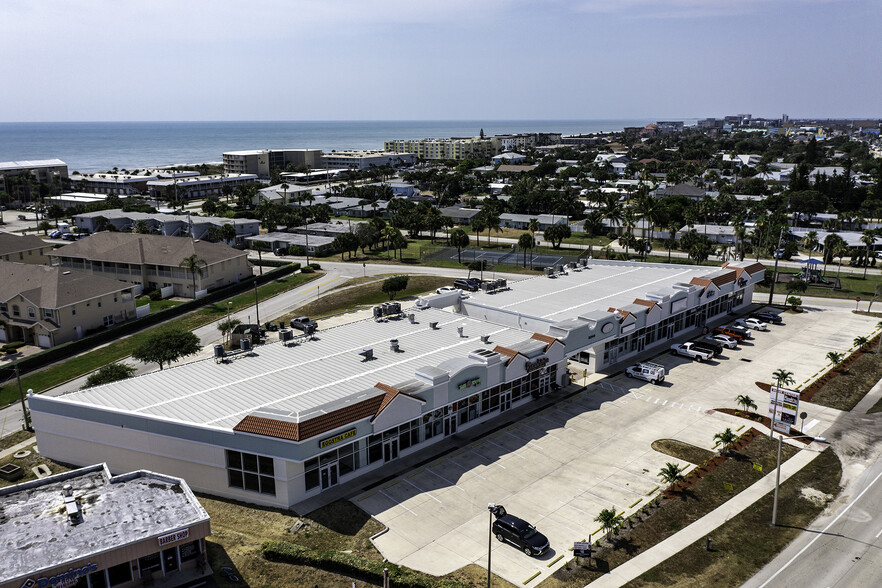 Primary Photo Of 5240 N Atlantic Ave, Cocoa Beach Restaurant For Lease