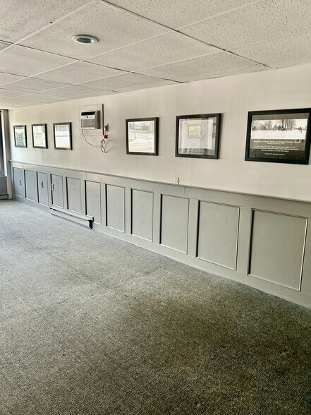 More Photos Of 136 Main St, Morris Restaurant For Lease