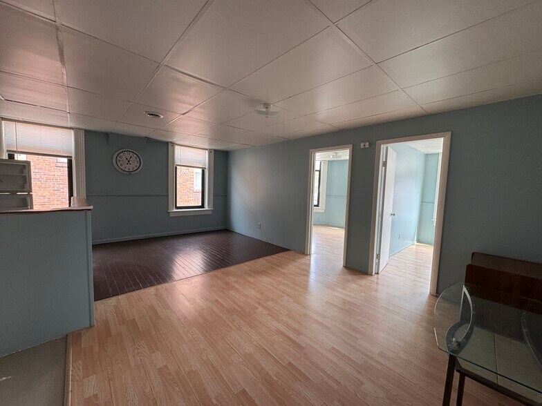 More Photos Of 118 S Lafayette St, Macomb Storefront Retail Residential For Sale
