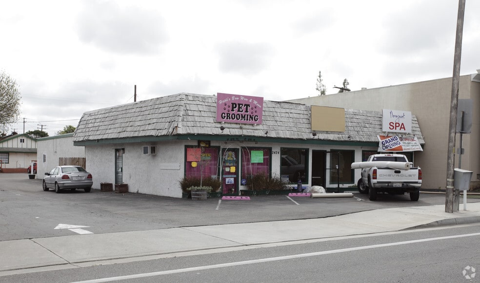 More Photos Of 2424 Newport Blvd, Costa Mesa Storefront Retail Residential For Lease