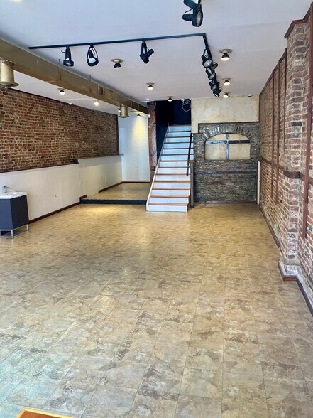 More Photos Of 4310-4328 Butler St, Pittsburgh General Retail For Lease