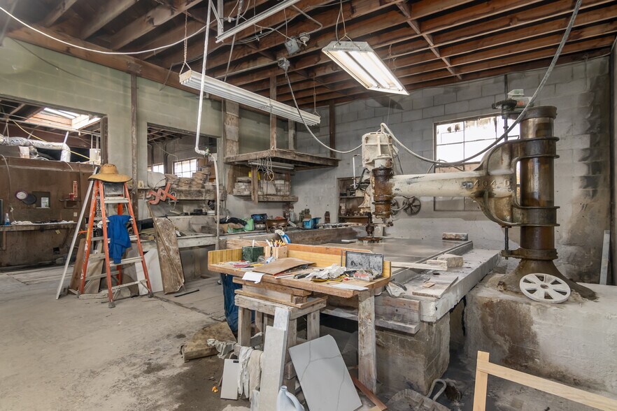 More Photos Of 6160 Sepulveda Blvd, Van Nuys Warehouse For Sale