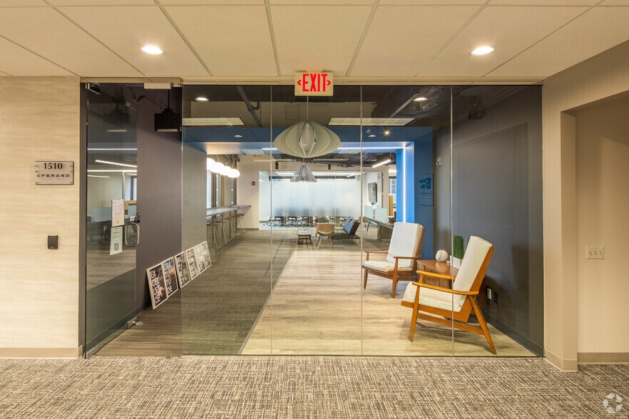 More Photos Of 200 N Broadway, Saint Louis Office For Lease