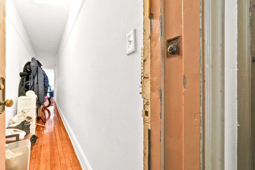 More Photos Of 28-32 44th St, Astoria Apartments For Sale