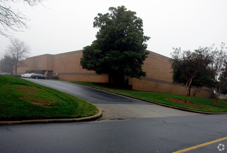 More Photos Of 3000 Pacific Dr, Norcross Warehouse For Lease