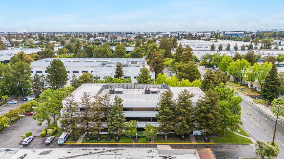 More Photos Of 3235 Kifer Rd, Santa Clara Office For Sale
