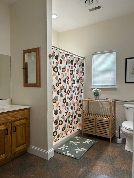 More Photos Of 419 Pin Hook Rd, Spring City Assisted Living For Sale